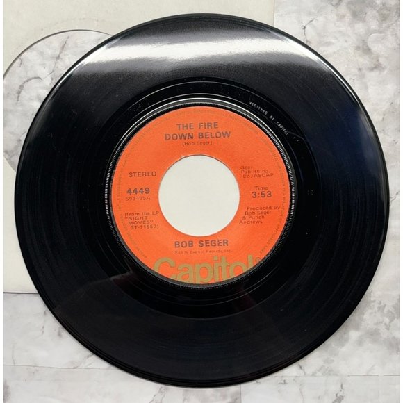 Bob Seger Rock and Roll Never Forgets / The Fire Down Below 45 Capitol 4449 - Picture 6 of 6